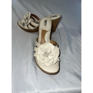 Born‎ Hand Crafted Footwear Oatmeal Leather Strappy Slide Sandals Flower Heels 9